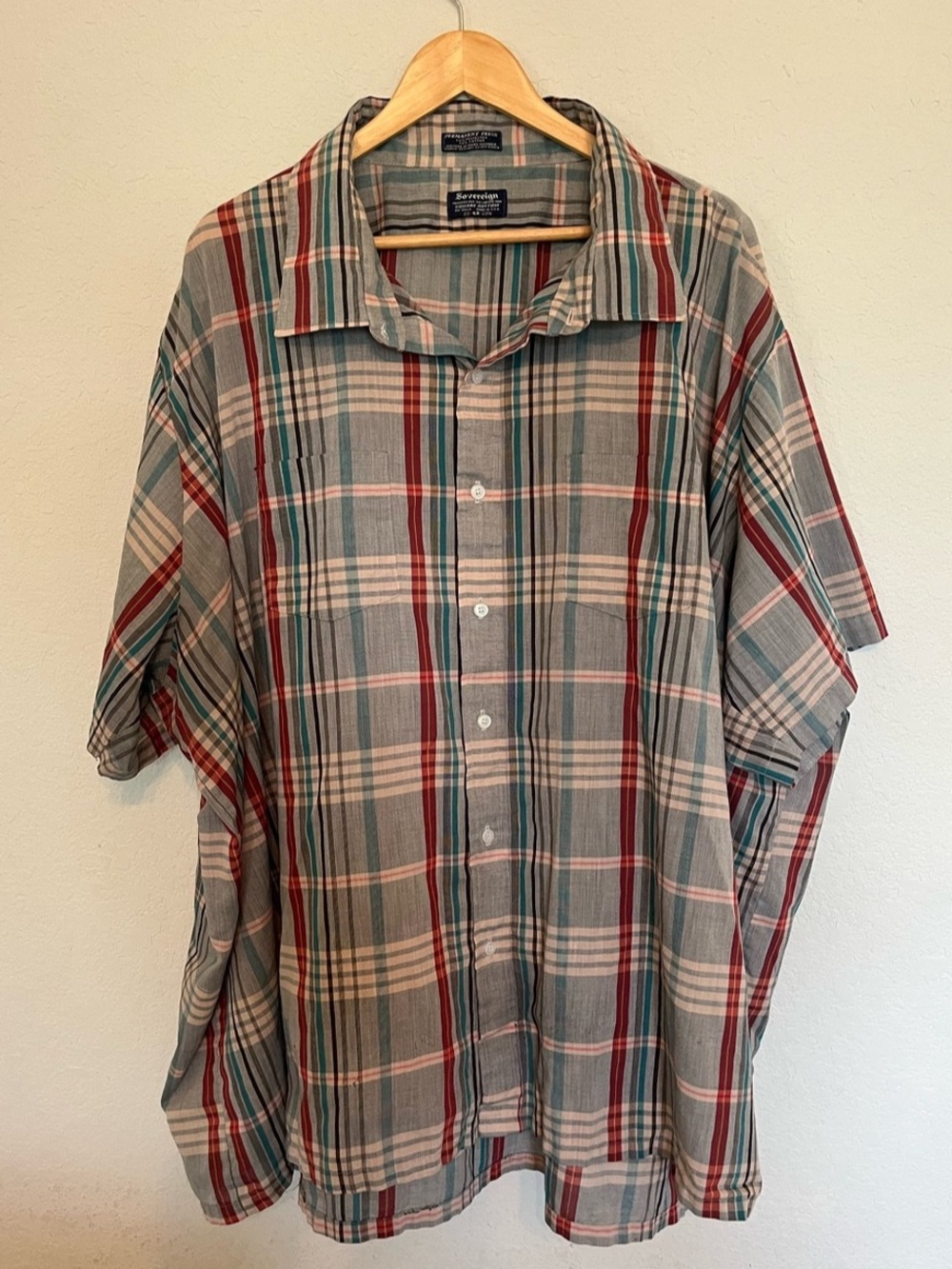 Vintage 60’s Sovereign Men’s Shirt Square Bottom Untucked Fit Made in USA-6X